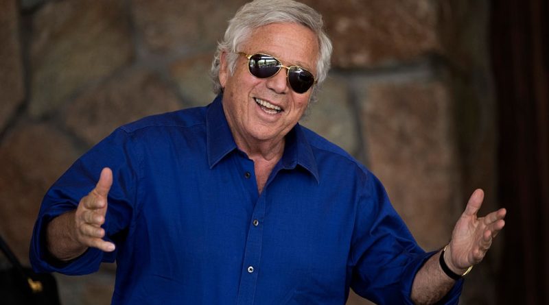 Robert Kraft Buys Overwatch Team